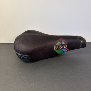 Vintage Avocet Spenco Gel W30 Mountain Bike Saddle